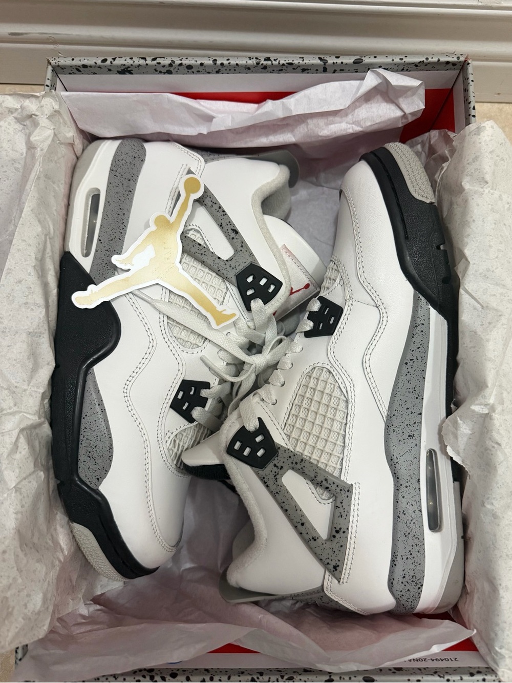Air Jordan 4 Retro OG (GS) 7Y white cement. Comes with original box